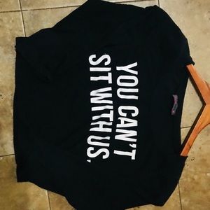 Black long sleeve crop top.